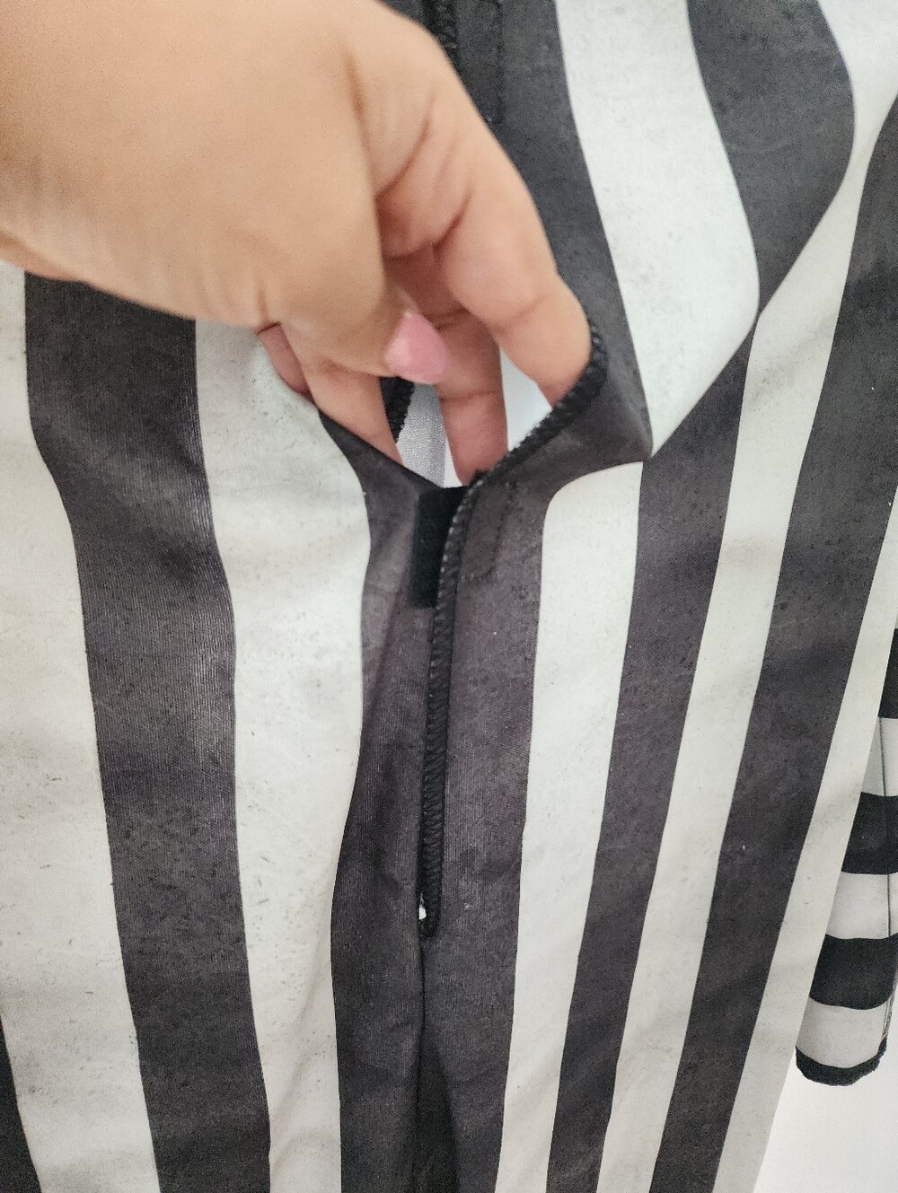 Rubies Beetlejuice Child Costume Size Medium 7-8 Target Exclusive NWT - Picture 3 of 16